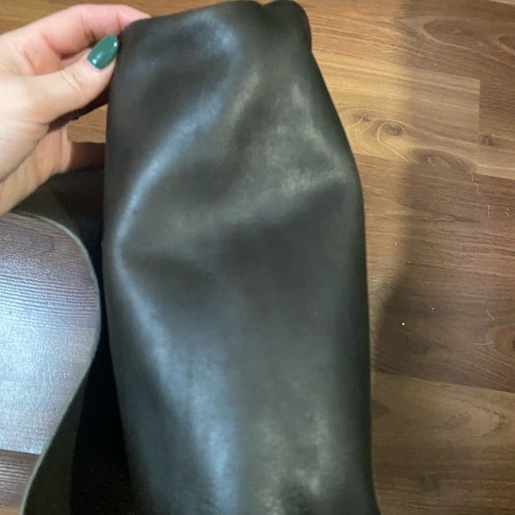 Suede + leather grey shoulder/messenger bag - Picture 10 of 11